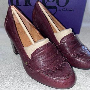 NIB Clark's Indigo town wine leather pumps- 6